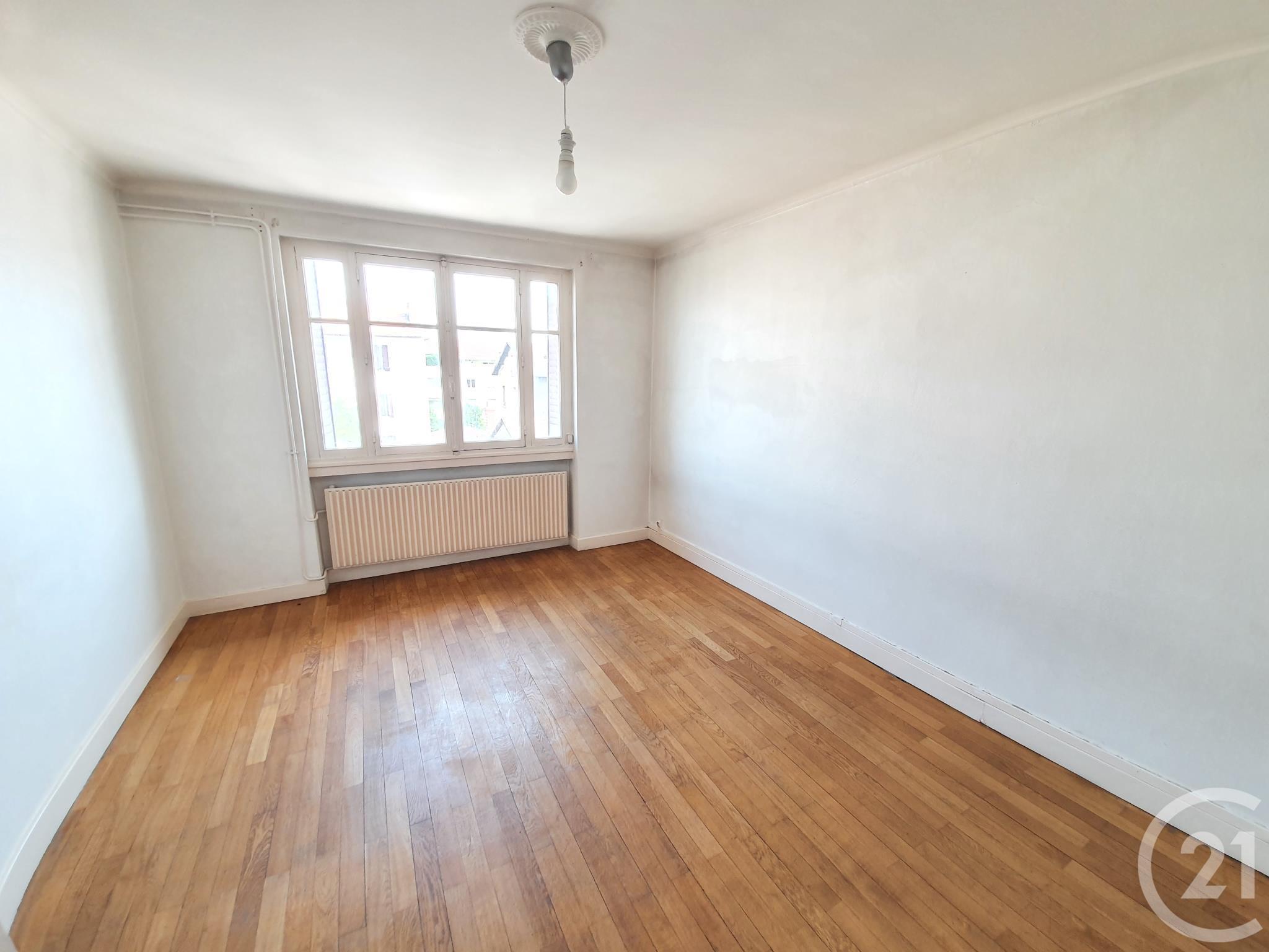 Appartement T3 à louer - 3 pièces - 68,5 m2 - ST FONS - 69 - RHONE-ALPES