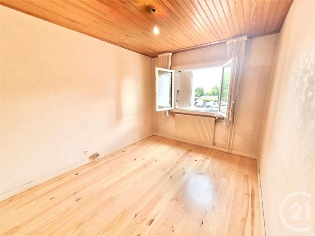 Afficher la photo en grand Appartement T4 à vendre - 4 pièces - 74.0 m2 - VENISSIEUX - 69 - RHONE-ALPES - Century 21 K.P.I