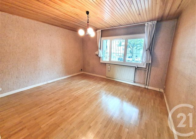 Afficher la photo en grand Appartement T4 à vendre - 4 pièces - 74.0 m2 - VENISSIEUX - 69 - RHONE-ALPES - Century 21 K.P.I