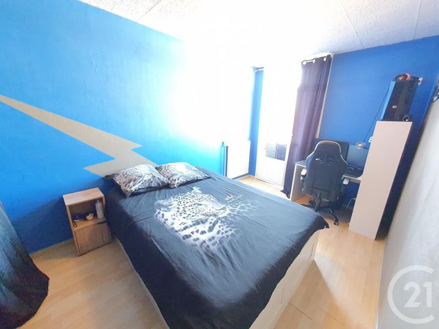 Afficher la photo en grand Appartement F4 à vendre - 4 pièces - 72.51 m2 - VENISSIEUX - 69 - RHONE-ALPES - Century 21 K.P.I