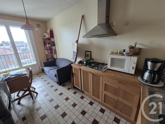 Appartement T3 à vendre - 3 pièces - 71.55 m2 - ST FONS - 69 - RHONE-ALPES - Century 21 K.P.I