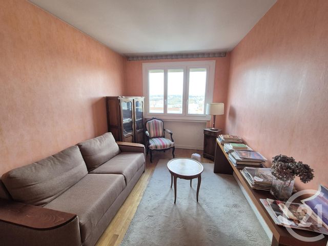 Appartement T3 à vendre - 3 pièces - 71.55 m2 - ST FONS - 69 - RHONE-ALPES - Century 21 K.P.I