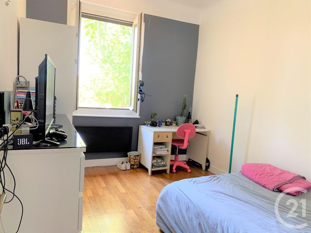 Afficher la photo en grand maison à vendre - 3 pièces - 75.0 m2 - VENISSIEUX - 69 - RHONE-ALPES - Century 21 K.P.I