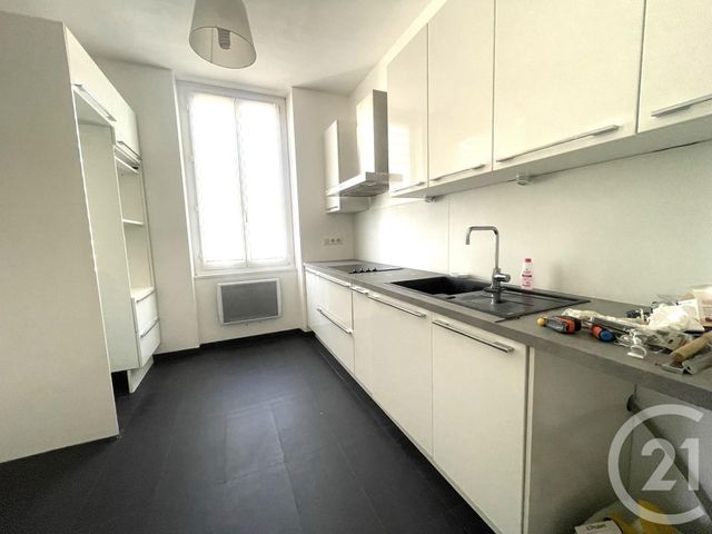 Appartement T3 à louer ST FONS