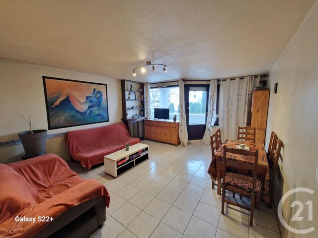 Appartement T4 à vendre - 4 pièces - 84.84 m2 - VENISSIEUX - 69 - RHONE-ALPES - Century 21 K.P.I