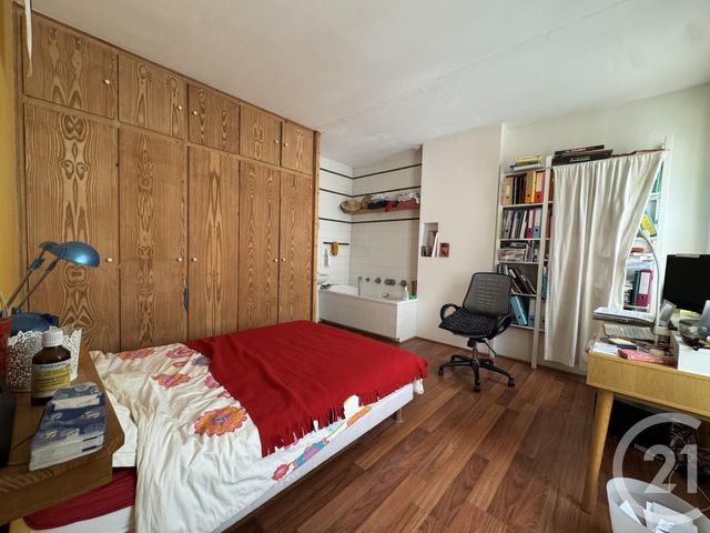 Appartement T3 à vendre - 3 pièces - 62.5 m2 - ST FONS - 69 - RHONE-ALPES - Century 21 K.P.I