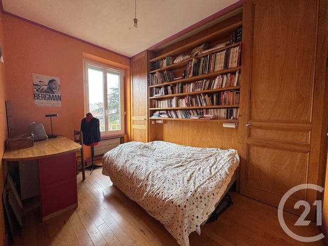 Appartement T3 à vendre - 3 pièces - 62.5 m2 - ST FONS - 69 - RHONE-ALPES - Century 21 K.P.I