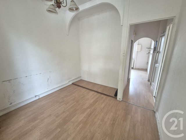 Appartement T2 à vendre - 2 pièces - 43.0 m2 - VENISSIEUX - 69 - RHONE-ALPES - Century 21 K.P.I