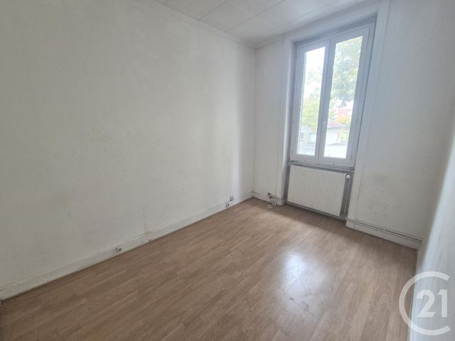 Appartement T2 à vendre - 2 pièces - 43.0 m2 - VENISSIEUX - 69 - RHONE-ALPES - Century 21 K.P.I