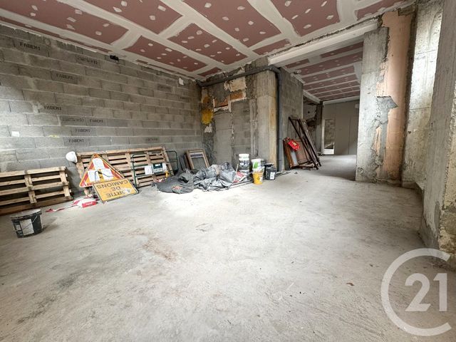 Appartement Local à louer - 1 pièce - 188.0 m2 - ST FONS - 69 - RHONE-ALPES - Century 21 K.P.I