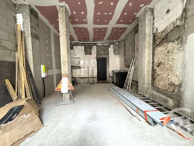 Appartement Local à louer - 1 pièce - 93.0 m2 - ST FONS - 69 - RHONE-ALPES - Century 21 K.P.I