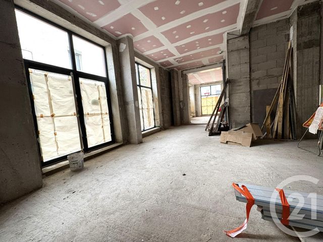 Appartement Local à louer - 1 pièce - 93.0 m2 - ST FONS - 69 - RHONE-ALPES - Century 21 K.P.I