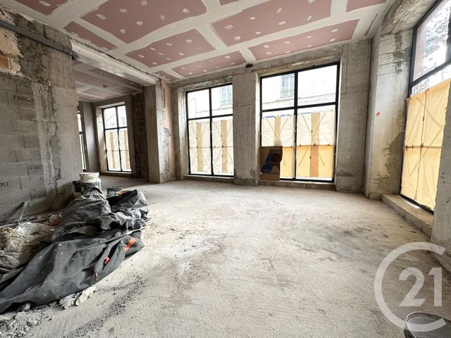 Appartement Local à louer - 1 pièce - 93.0 m2 - ST FONS - 69 - RHONE-ALPES - Century 21 K.P.I