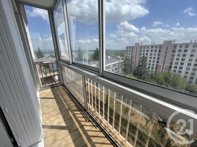 Appartement F2 à louer - 2 pièces - 49.66 m2 - DECINES CHARPIEU - 69 - RHONE-ALPES - Century 21 K.P.I