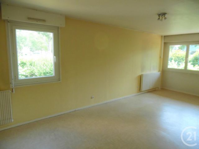 Appartement F2 à vendre - 2 pièces - 56.1 m2 - ST FONS - 69 - RHONE-ALPES - Century 21 K.P.I