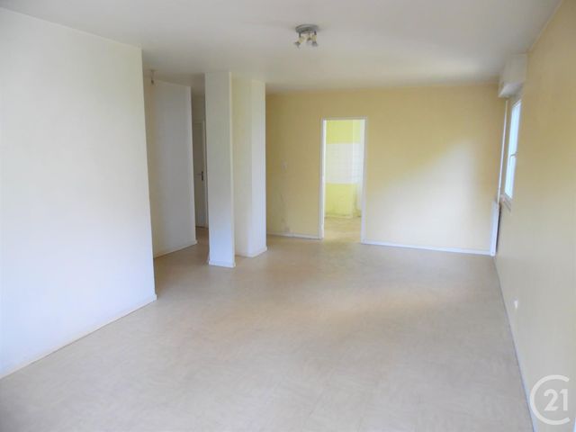 Appartement F2 à vendre - 2 pièces - 56.1 m2 - ST FONS - 69 - RHONE-ALPES - Century 21 K.P.I