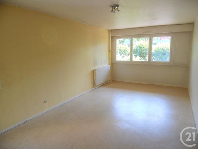 Appartement F2 à vendre - 2 pièces - 56.1 m2 - ST FONS - 69 - RHONE-ALPES - Century 21 K.P.I