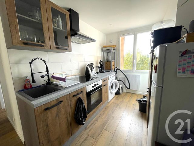 Appartement T3 à louer ST FONS