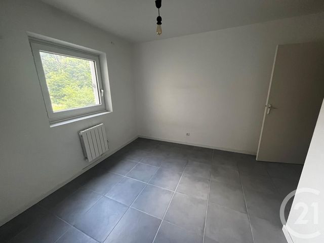 Appartement T3 à vendre - 3 pièces - 80.25 m2 - ST FONS - 69 - RHONE-ALPES - Century 21 K.P.I