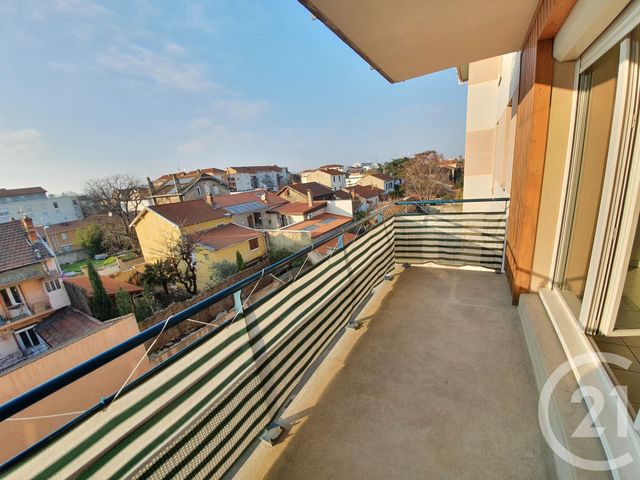 Appartement F2 à louer ST FONS