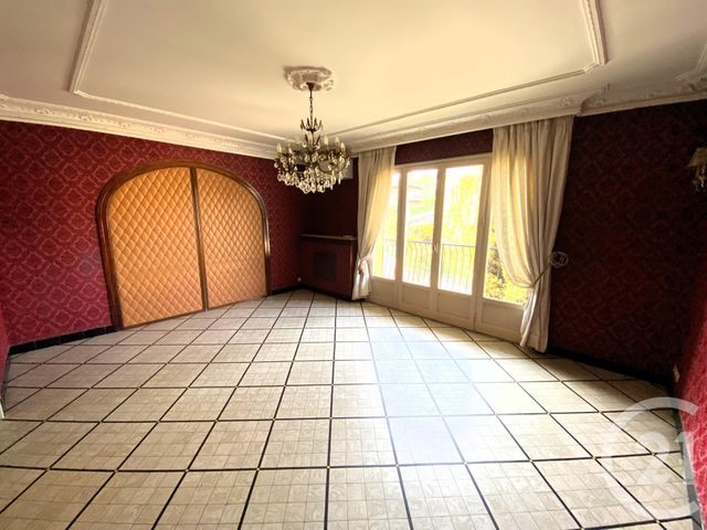 Appartement F4 à vendre - 4 pièces - 90.7 m2 - VENISSIEUX - 69 - RHONE-ALPES - Century 21 K.P.I