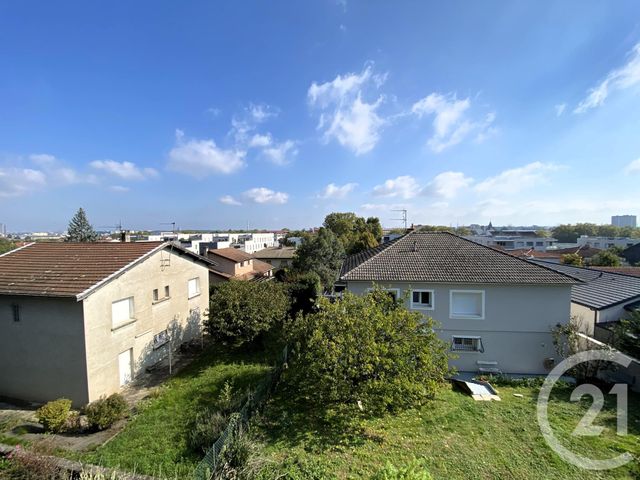Appartement F4 à vendre - 4 pièces - 90.7 m2 - VENISSIEUX - 69 - RHONE-ALPES - Century 21 K.P.I