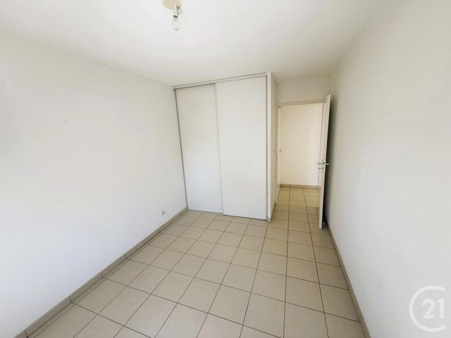 Appartement T3 à vendre - 3 pièces - 57.64 m2 - VENISSIEUX - 69 - RHONE-ALPES - Century 21 K.P.I