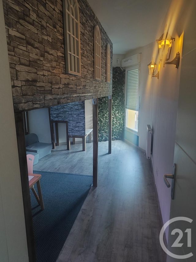 Appartement T4 à vendre - 4 pièces - 77.64 m2 - VENISSIEUX - 69 - RHONE-ALPES - Century 21 K.P.I