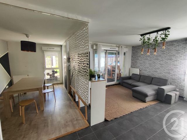 Appartement T4 à vendre - 4 pièces - 77.64 m2 - VENISSIEUX - 69 - RHONE-ALPES - Century 21 K.P.I
