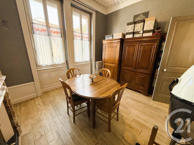 Afficher la photo en grand Appartement Local à vendre - 4 pièces - 72.87 m2 - ST FONS - 69 - RHONE-ALPES - Century 21 K.P.I