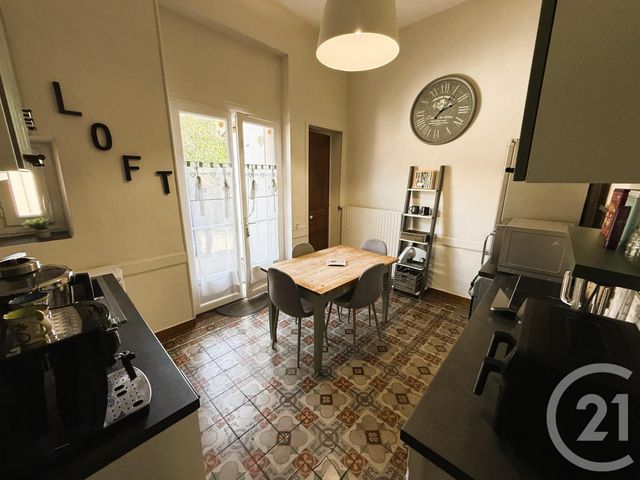 Afficher la photo en grand Appartement Local à vendre - 4 pièces - 72.87 m2 - ST FONS - 69 - RHONE-ALPES - Century 21 K.P.I