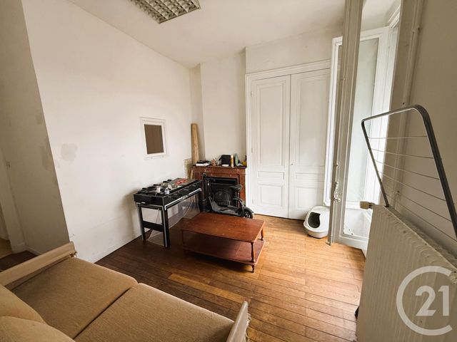 Afficher la photo en grand Appartement F2 bis à vendre - 3 pièces - 52.9 m2 - ST FONS - 69 - RHONE-ALPES - Century 21 K.P.I