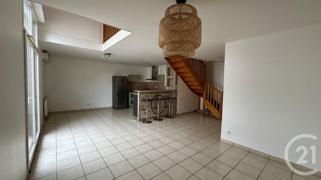 Appartement T3 à vendre ST FONS