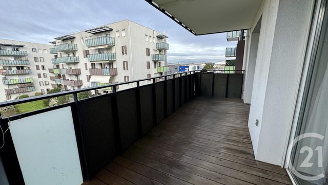 Appartement T4 à vendre - 4 pièces - 74.11 m2 - ST FONS - 69 - RHONE-ALPES - Century 21 K.P.I