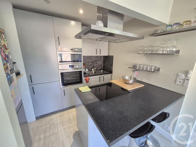 maison à vendre - 6 pièces - 105.61 m2 - ST FONS - 69 - RHONE-ALPES - Century 21 K.P.I