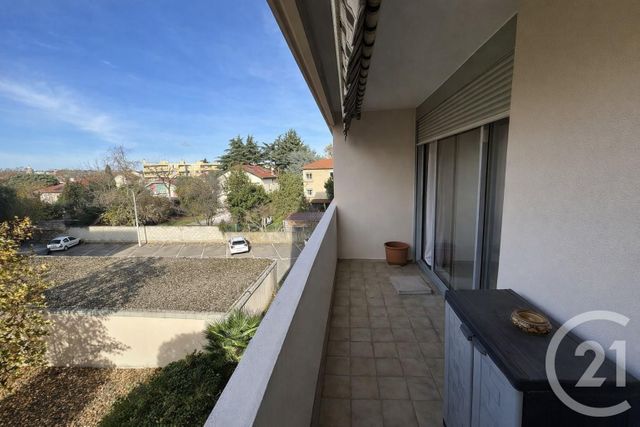 Appartement T5 à vendre - 5 pièces - 102.01 m2 - VENISSIEUX - 69 - RHONE-ALPES - Century 21 K.P.I