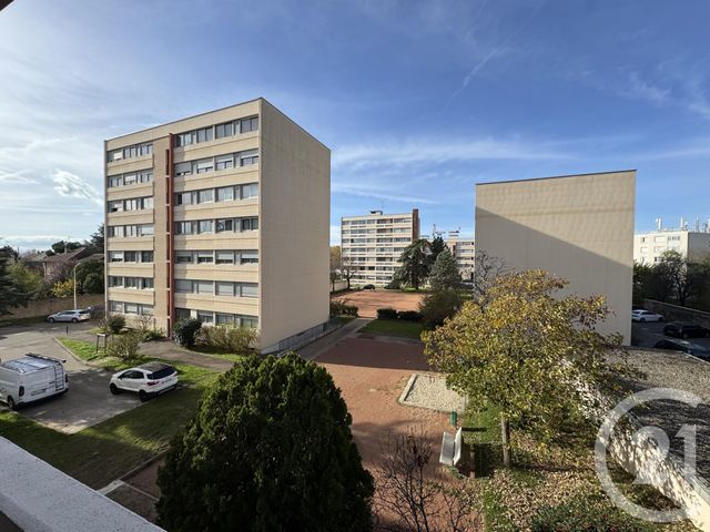 Appartement T5 à vendre - 5 pièces - 114.57 m2 - VENISSIEUX - 69 - RHONE-ALPES - Century 21 K.P.I