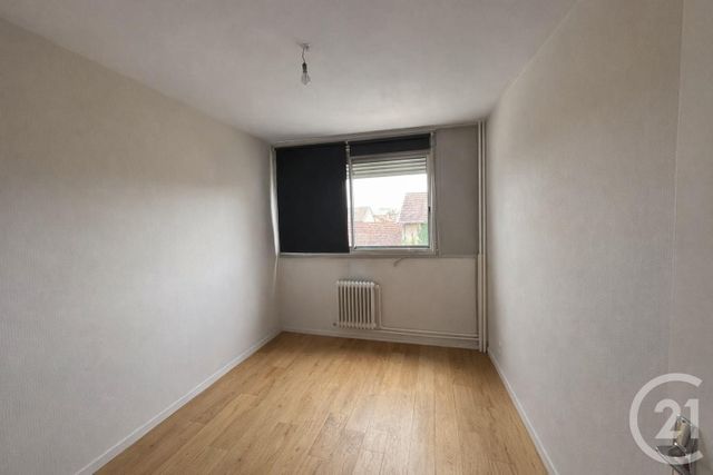 Appartement T5 à vendre - 5 pièces - 102.01 m2 - VENISSIEUX - 69 - RHONE-ALPES - Century 21 K.P.I