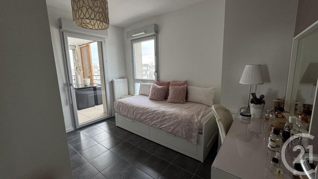 Appartement T3 à vendre - 3 pièces - 54.0 m2 - VENISSIEUX - 69 - RHONE-ALPES - Century 21 K.P.I