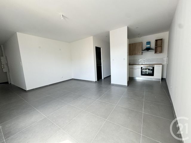 Appartement T3 à louer ST FONS