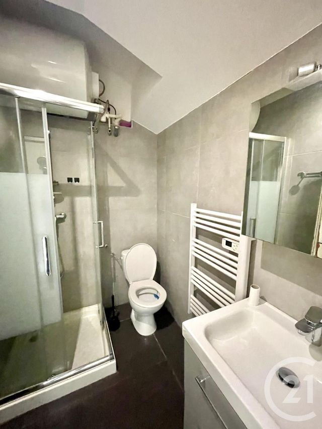 Appartement F2 bis à louer - 2 pièces - 33.0 m2 - ST FONS - 69 - RHONE-ALPES - Century 21 K.P.I