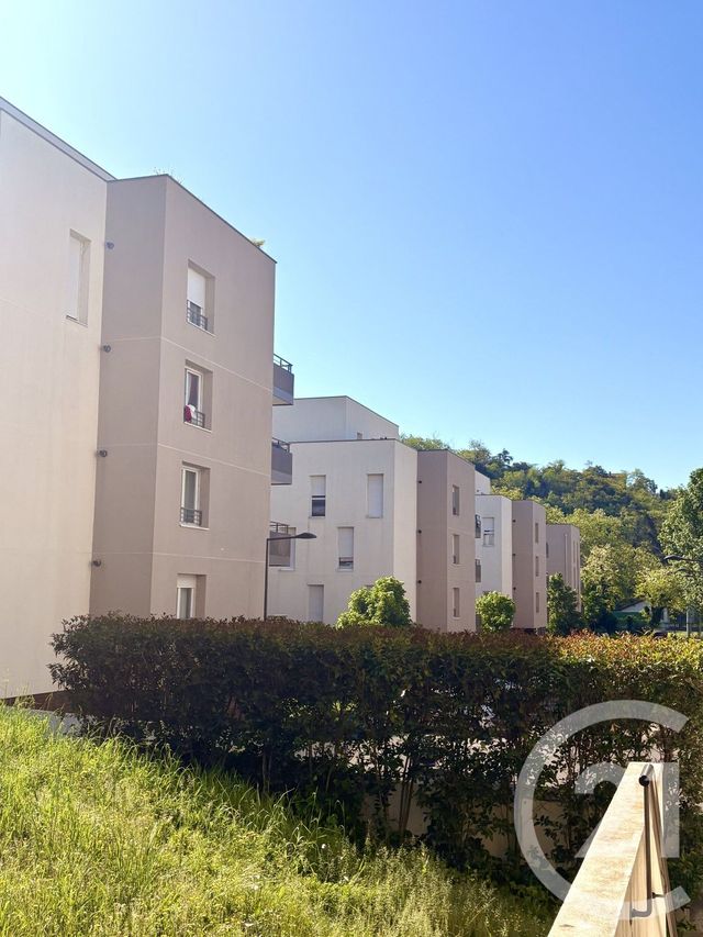 Appartement T3 à vendre - 3 pièces - 53.0 m2 - ST FONS - 69 - RHONE-ALPES - Century 21 K.P.I