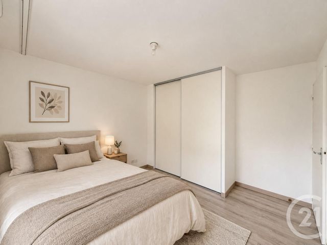 Appartement T3 à vendre - 3 pièces - 53.0 m2 - ST FONS - 69 - RHONE-ALPES - Century 21 K.P.I