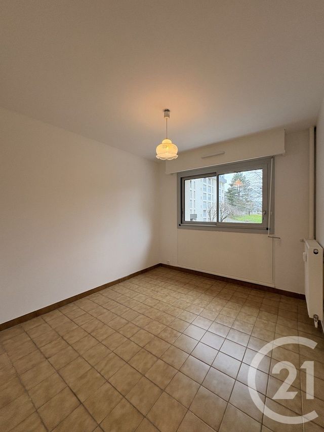 Appartement T4 à vendre - 4 pièces - 82.0 m2 - VENISSIEUX - 69 - RHONE-ALPES - Century 21 K.P.I