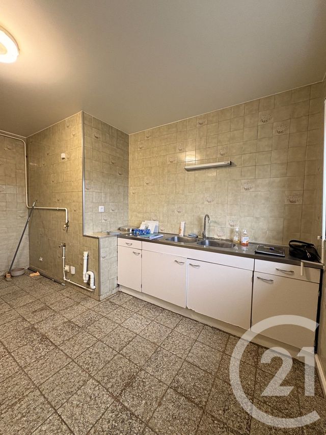 Appartement T4 à vendre - 4 pièces - 82.0 m2 - VENISSIEUX - 69 - RHONE-ALPES - Century 21 K.P.I