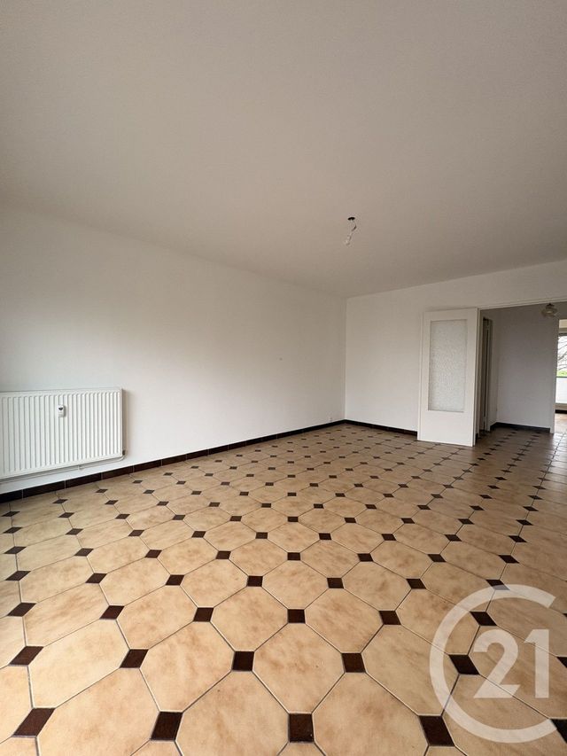 Appartement T4 à vendre - 4 pièces - 82.0 m2 - VENISSIEUX - 69 - RHONE-ALPES - Century 21 K.P.I