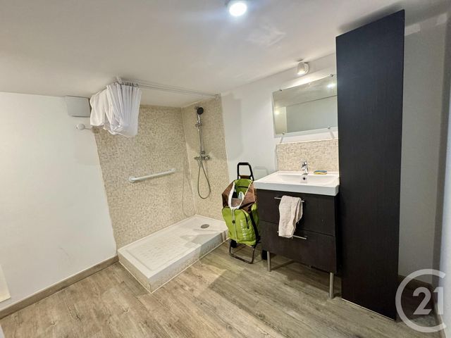 Appartement T1 à louer - 1 pièce - 31.07 m2 - ST FONS - 69 - RHONE-ALPES - Century 21 K.P.I