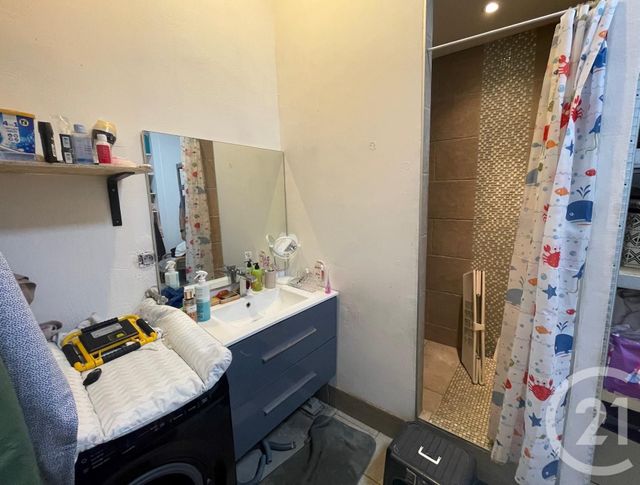 Appartement T2 à louer - 2 pièces - 45.51 m2 - ST FONS - 69 - RHONE-ALPES - Century 21 K.P.I