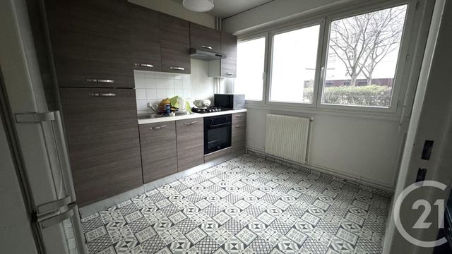 Appartement F2 à louer ST FONS