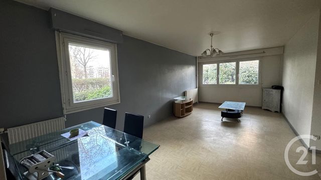 Appartement F2 à louer - 2 pièces - 56.1 m2 - ST FONS - 69 - RHONE-ALPES - Century 21 K.P.I